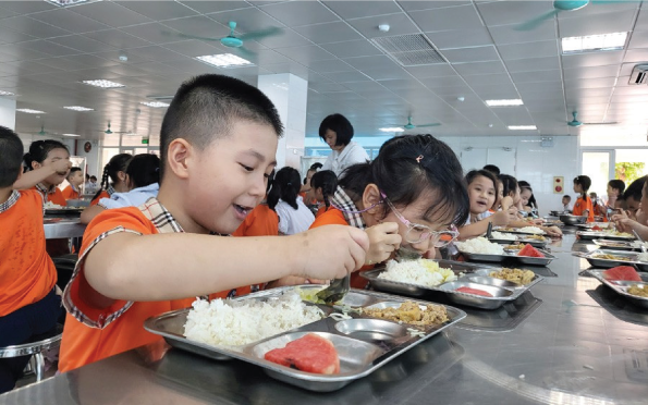 Công Ty TNHH Suất Ăn Hoàng Phước